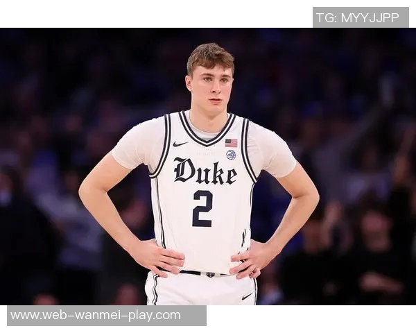 弗拉格夏联首秀表现平平关键时刻防守与助攻助力球队胜利 弗拉格夏联首秀表现平平关键时刻防守与助攻助力球队胜利